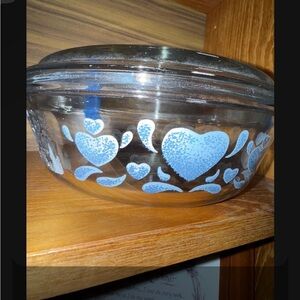 Anchor Hocking country hearts casserole dish with lid